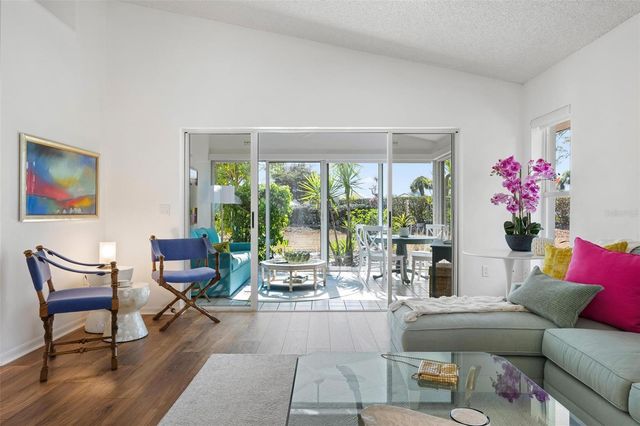 733 BRIGHTSIDE CRESCENT DRIVE 31, Venice, FL 34293