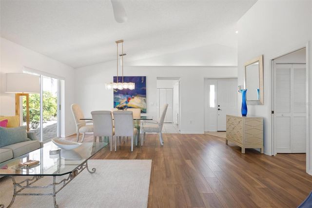 733 BRIGHTSIDE CRESCENT DRIVE 31, Venice, FL 34293