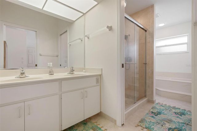 733 BRIGHTSIDE CRESCENT DRIVE 31, Venice, FL 34293