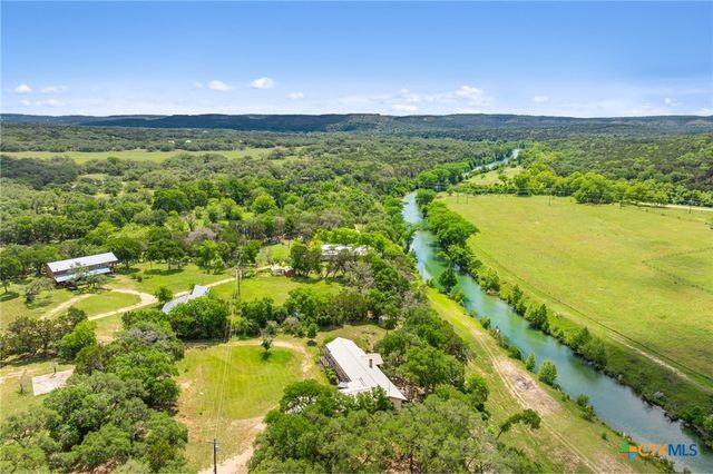 4711 Wayside Drive, Wimberley, TX 78676