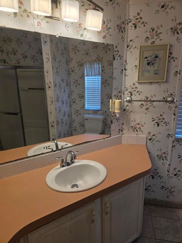 3033 Satinleaf Lane, Port St Lucie, FL 34952