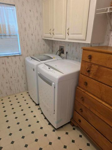 3033 Satinleaf Lane, Port St Lucie, FL 34952