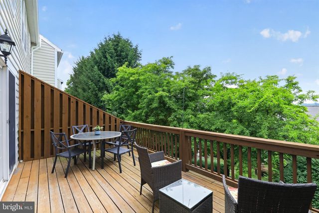 2402 MALLARD LN, Downingtown, PA 19335