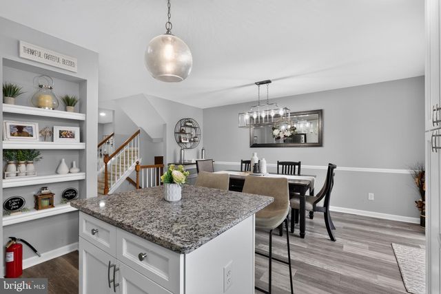 2402 MALLARD LN, Downingtown, PA 19335