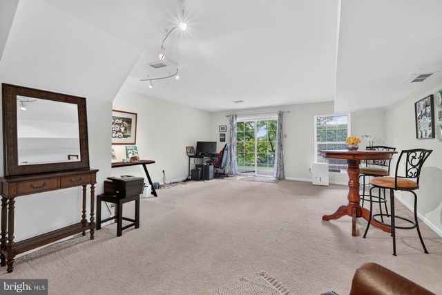 2402 MALLARD LN, Downingtown, PA 19335