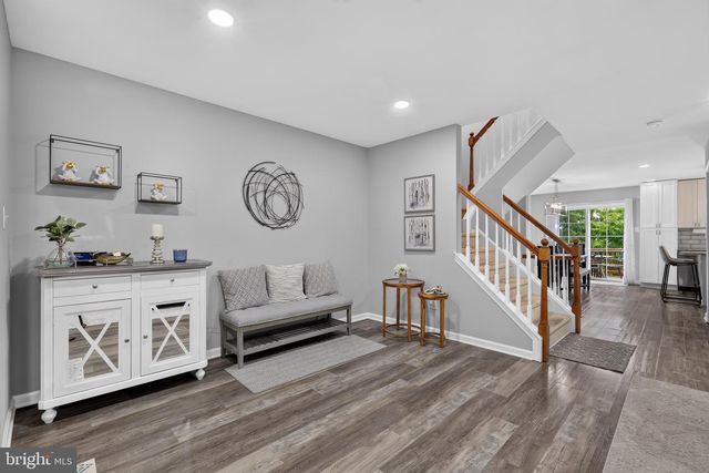 2402 MALLARD LN, Downingtown, PA 19335