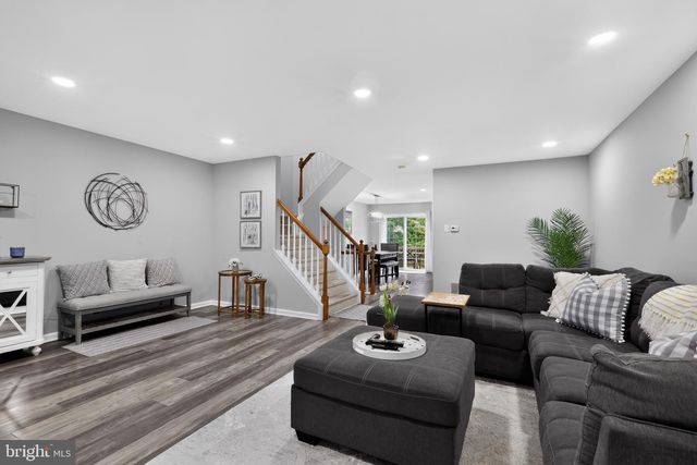 2402 MALLARD LN, Downingtown, PA 19335