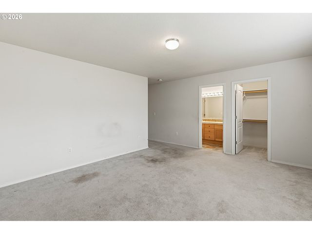 10214 Ne 7TH St, Vancouver, WA 98664