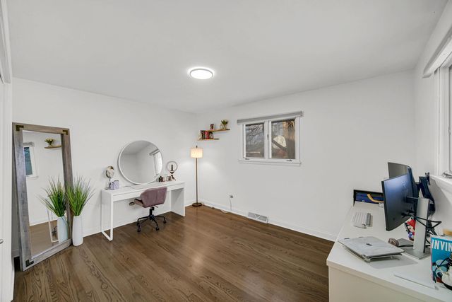 3011 Garfield Avenue, Highland, IN 46322