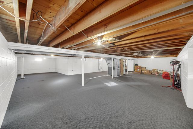 3011 Garfield Avenue, Highland, IN 46322