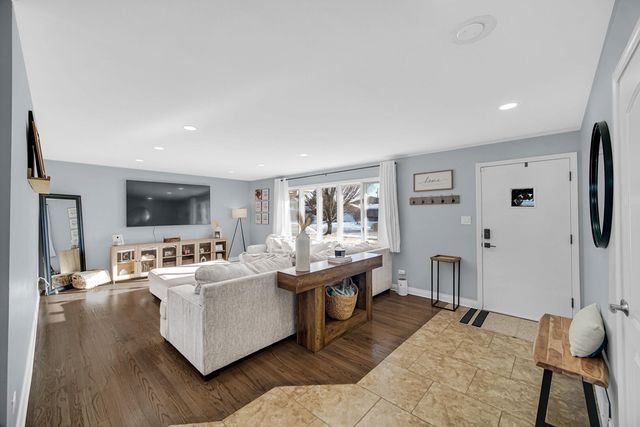 3011 Garfield Avenue, Highland, IN 46322