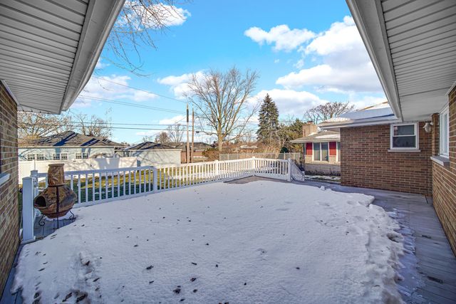 3011 Garfield Avenue, Highland, IN 46322