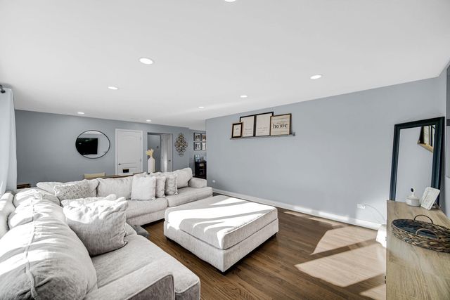 3011 Garfield Avenue, Highland, IN 46322