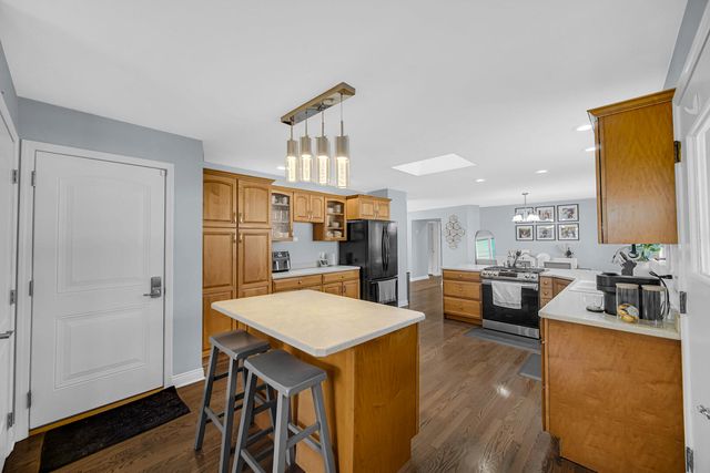 3011 Garfield Avenue, Highland, IN 46322