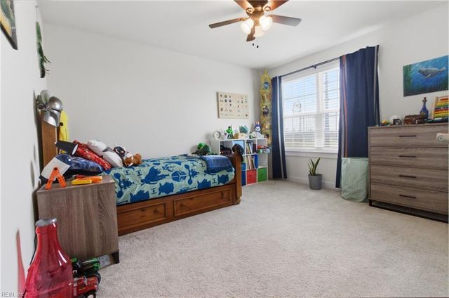 306 Sunny Lake RD, Moyock, NC 27958