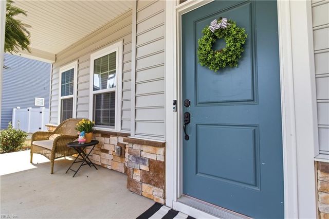 306 Sunny Lake RD, Moyock, NC 27958