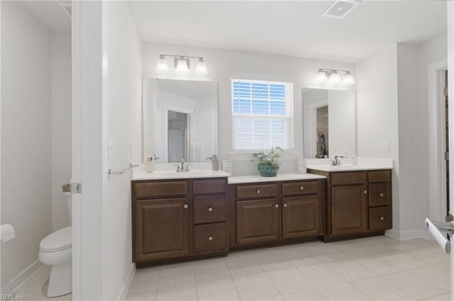 306 Sunny Lake RD, Moyock, NC 27958