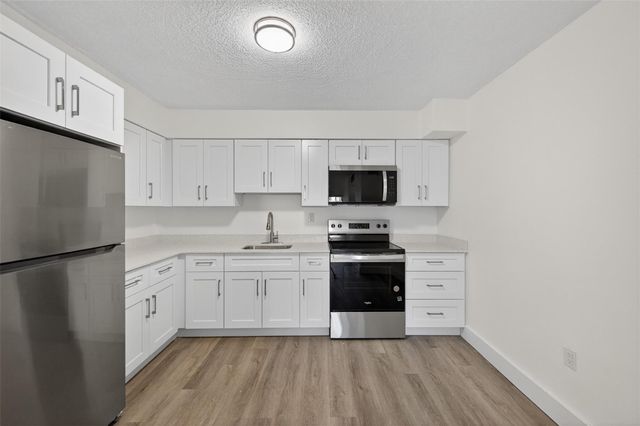 2465 SW 18th Ave 3206, Miami, FL 33145