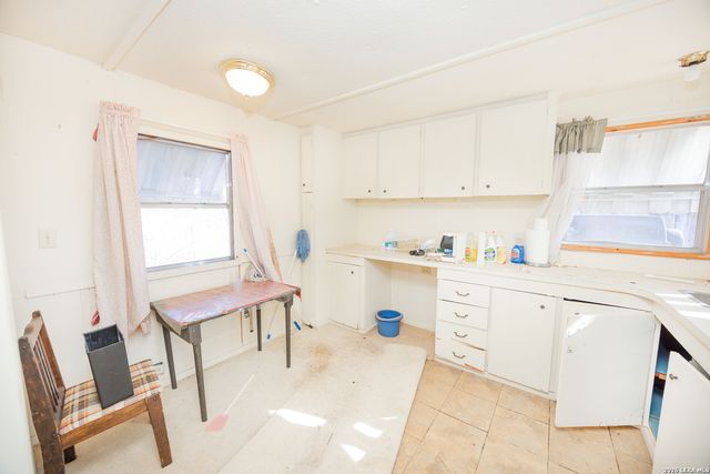 4919 County Road 545, Devine, TX 78016