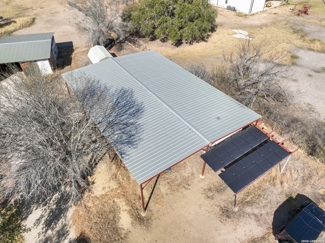 4919 County Road 545, Devine, TX 78016