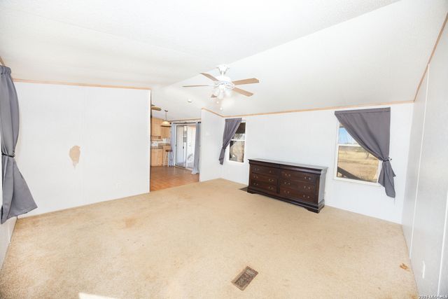 4919 County Road 545, Devine, TX 78016