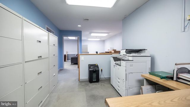 1138 E CHESTNUT AVE, Vineland, NJ 08360