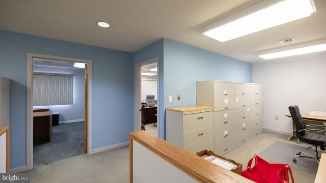 1138 E CHESTNUT AVE, Vineland, NJ 08360