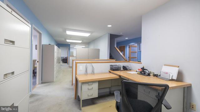 1138 E CHESTNUT AVE, Vineland, NJ 08360