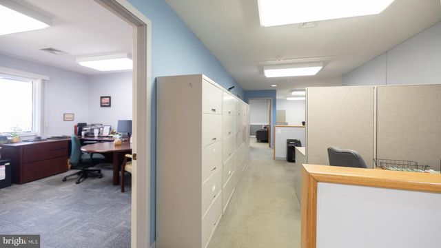 1138 E CHESTNUT AVE, Vineland, NJ 08360