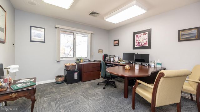 1138 E CHESTNUT AVE, Vineland, NJ 08360