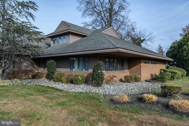 1138 E CHESTNUT AVE, Vineland, NJ 08360