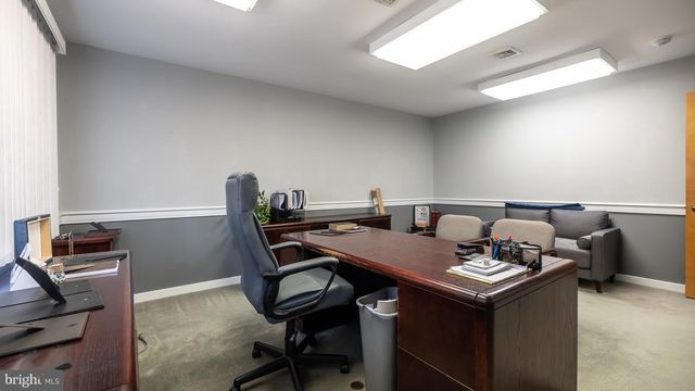 1138 E CHESTNUT AVE, Vineland, NJ 08360