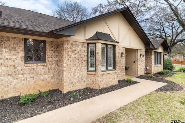 2112 Highmont Ct., Tyler, TX 75703