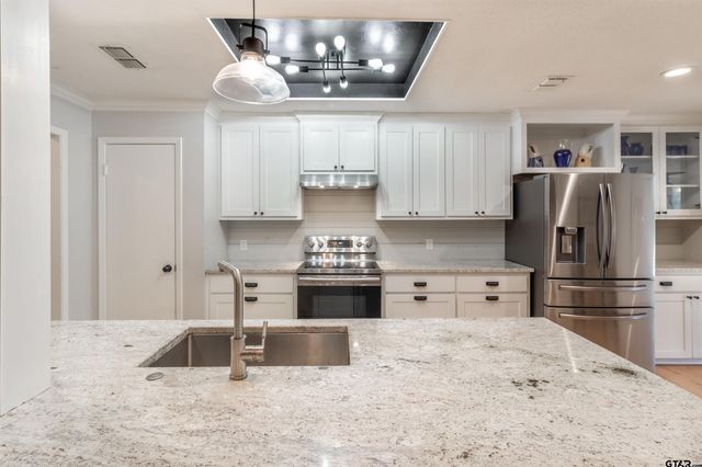 2112 Highmont Ct., Tyler, TX 75703