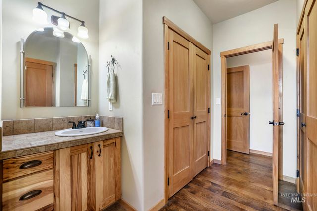 205 Edwards, Twin Falls, ID 83301