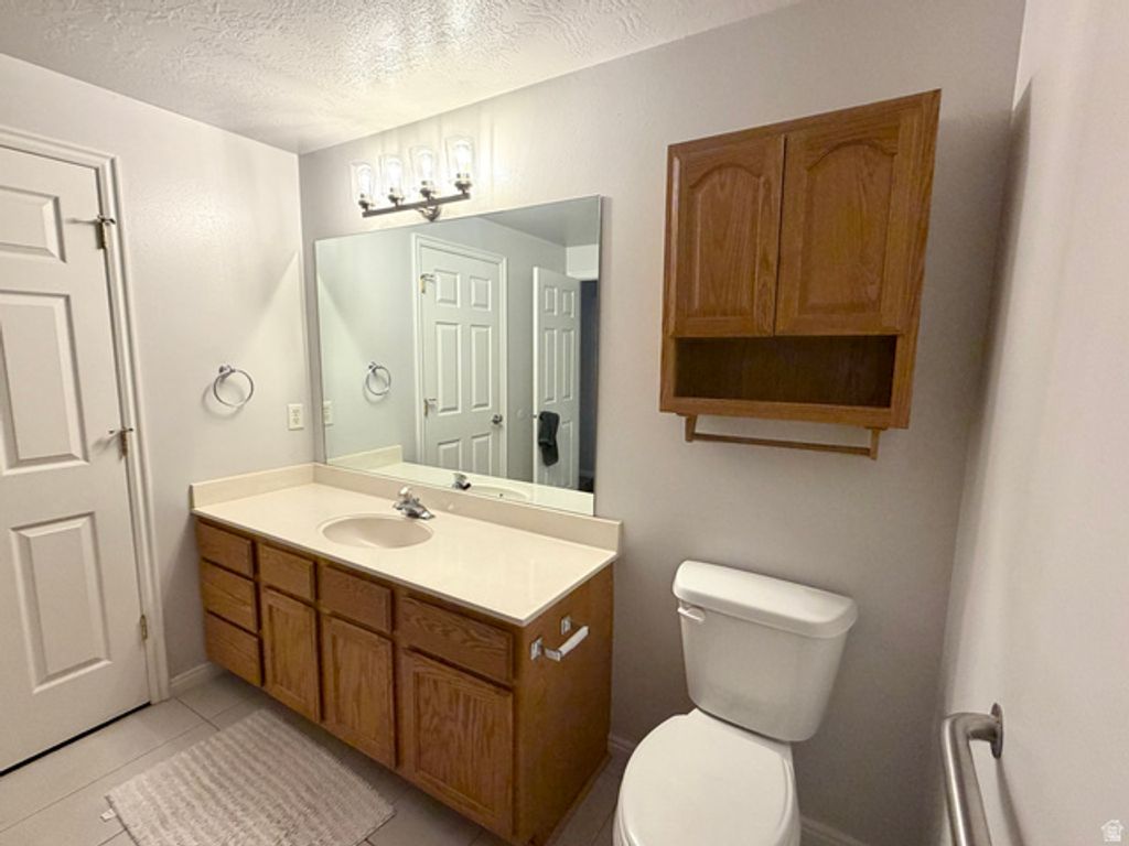 Image 14 of property listing at 1444 S 430 W #7, Orem, UT 84058
