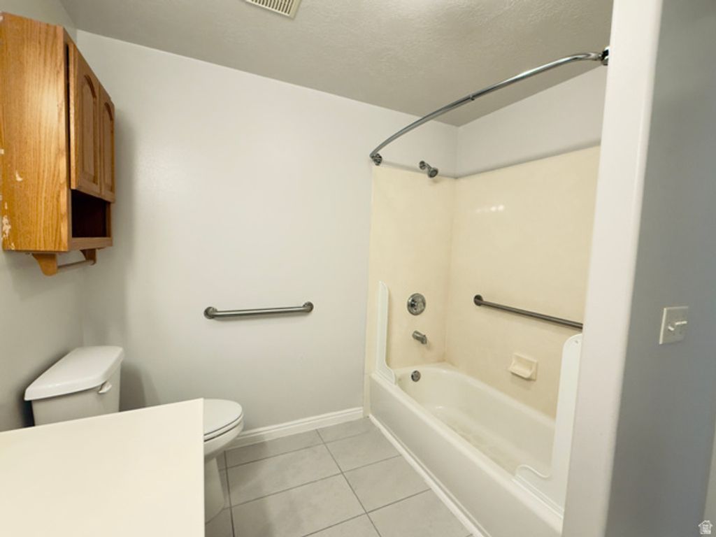 Image 16 of property listing at 1444 S 430 W #7, Orem, UT 84058