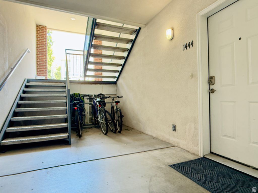 Image 18 of property listing at 1444 S 430 W #7, Orem, UT 84058