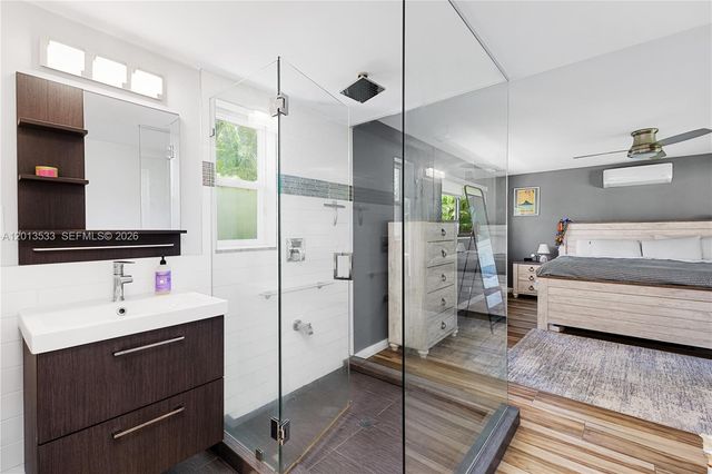 2716 NW 3rd Ave, Wilton Manors, FL 33311