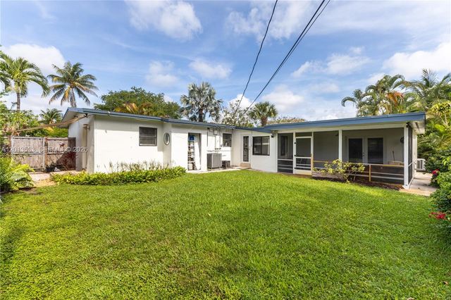 2716 NW 3rd Ave, Wilton Manors, FL 33311