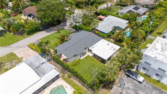 2716 NW 3rd Ave, Wilton Manors, FL 33311