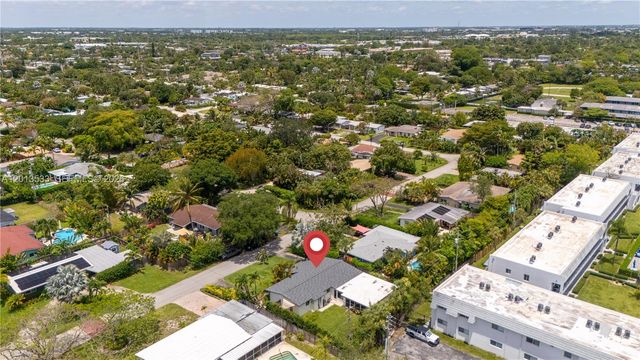 2716 NW 3rd Ave, Wilton Manors, FL 33311