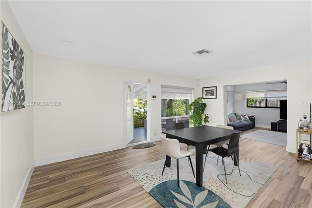 2716 NW 3rd Ave, Wilton Manors, FL 33311