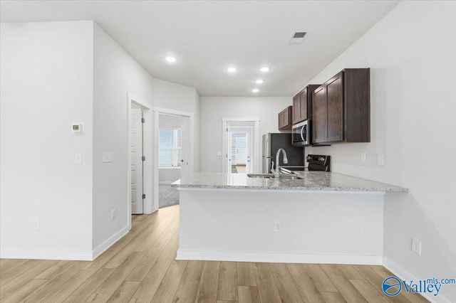 429 Falls Pointe, Madison, AL 35756