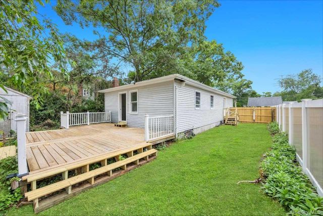 438 Auborn Avenue, Shirley, NY 11967