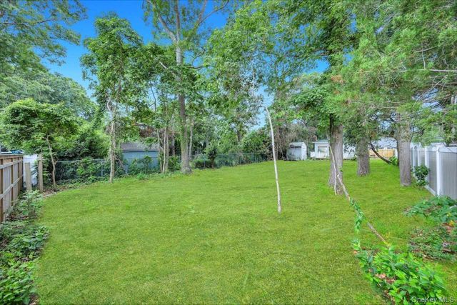 438 Auborn Avenue, Shirley, NY 11967