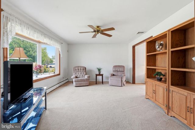 925 FILLMORE RD, Norristown, PA 19403