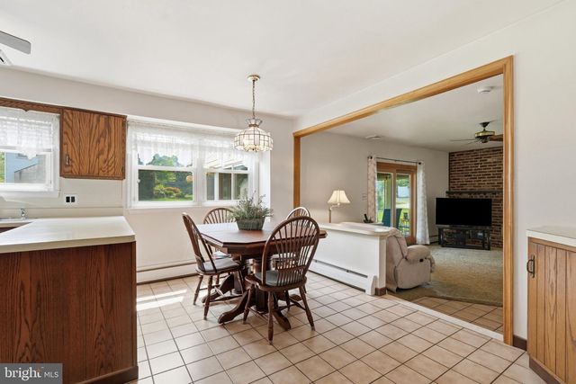 925 FILLMORE RD, Norristown, PA 19403