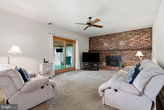 925 FILLMORE RD, Norristown, PA 19403