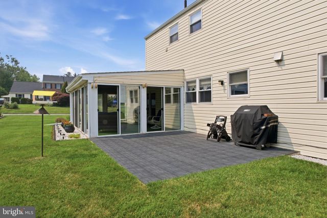 925 FILLMORE RD, Norristown, PA 19403